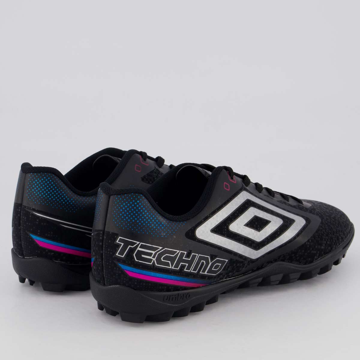 Chuteira Umbro Techno II Society Preta e Cinza Preto/Cinza 3
