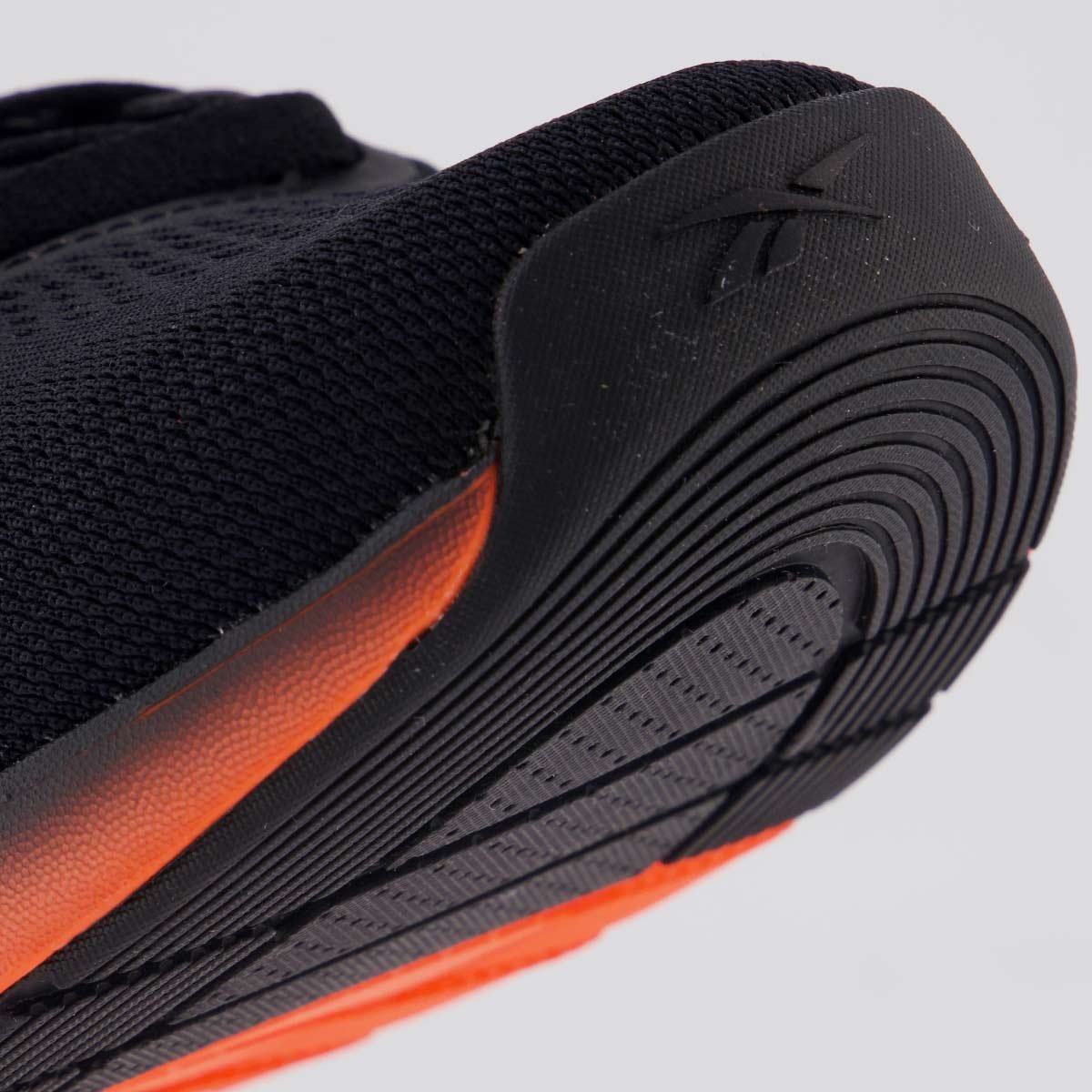 Tênis Reebok Nano Gym Preto e Laranja Preto 8
