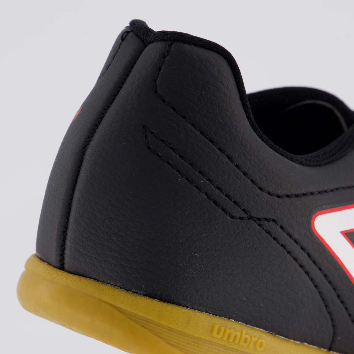 Chuteira Umbro Class Footballer Futsal Preta e Branca Preto/Branco 6