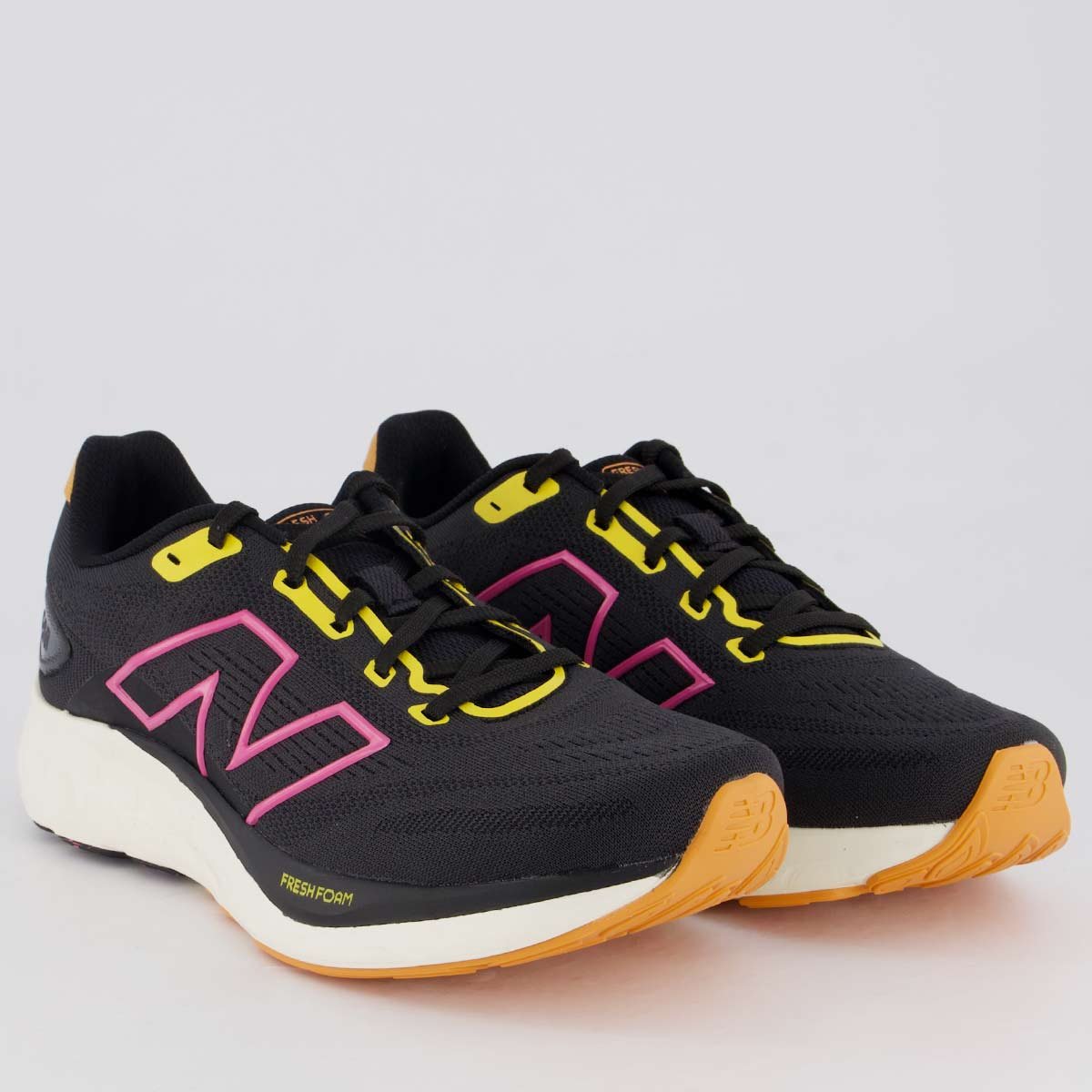 Tênis New Balance Fresh Foam 680 V8 Feminino Preto Preto 2
