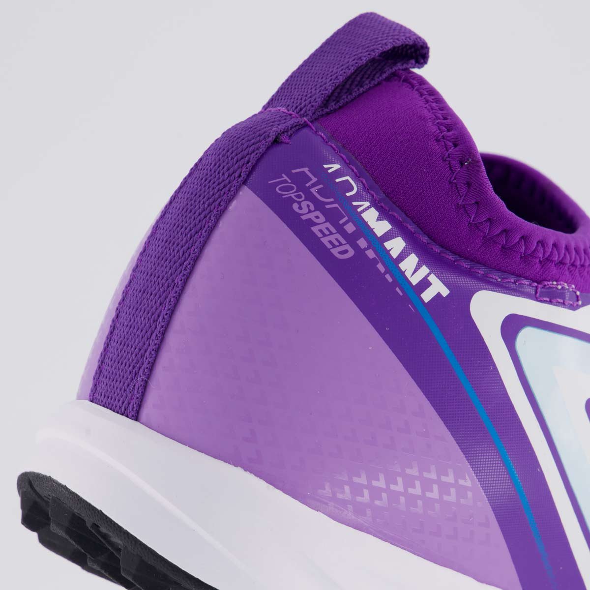Chuteira Umbro Adamant Top Speed Club Society Branca e Roxa Banco/Roxo 6