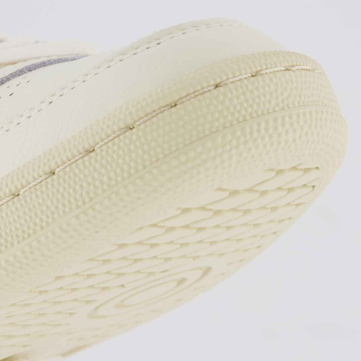 Tênis Reebok Club C 85 Vintage Off White e Verde Off White 8