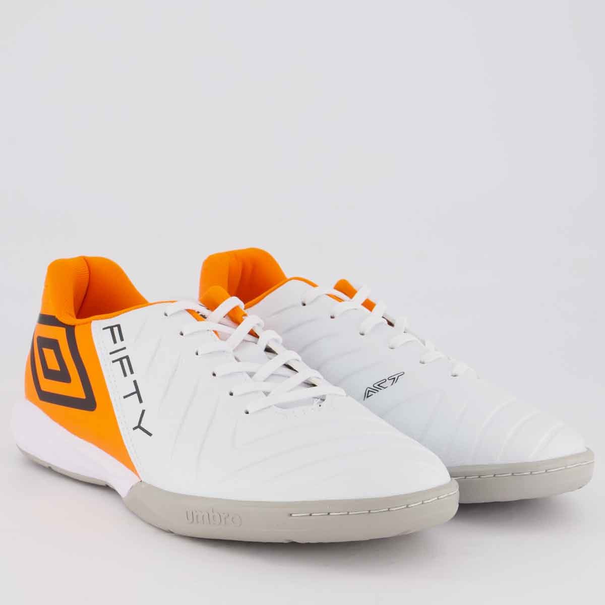 Chuteira Umbro Fifty VI Futsal Branca e Laranja Branco/Laranja 2