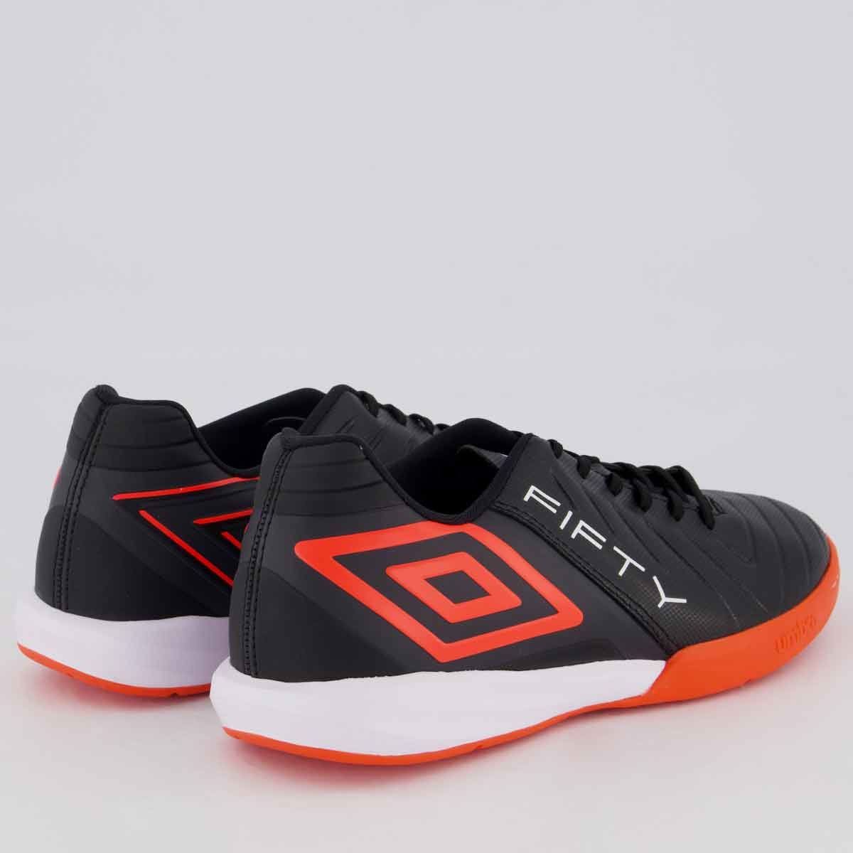 Chuteira Umbro Fifty VI Futsal Preta e Coral Preto/Coral 3