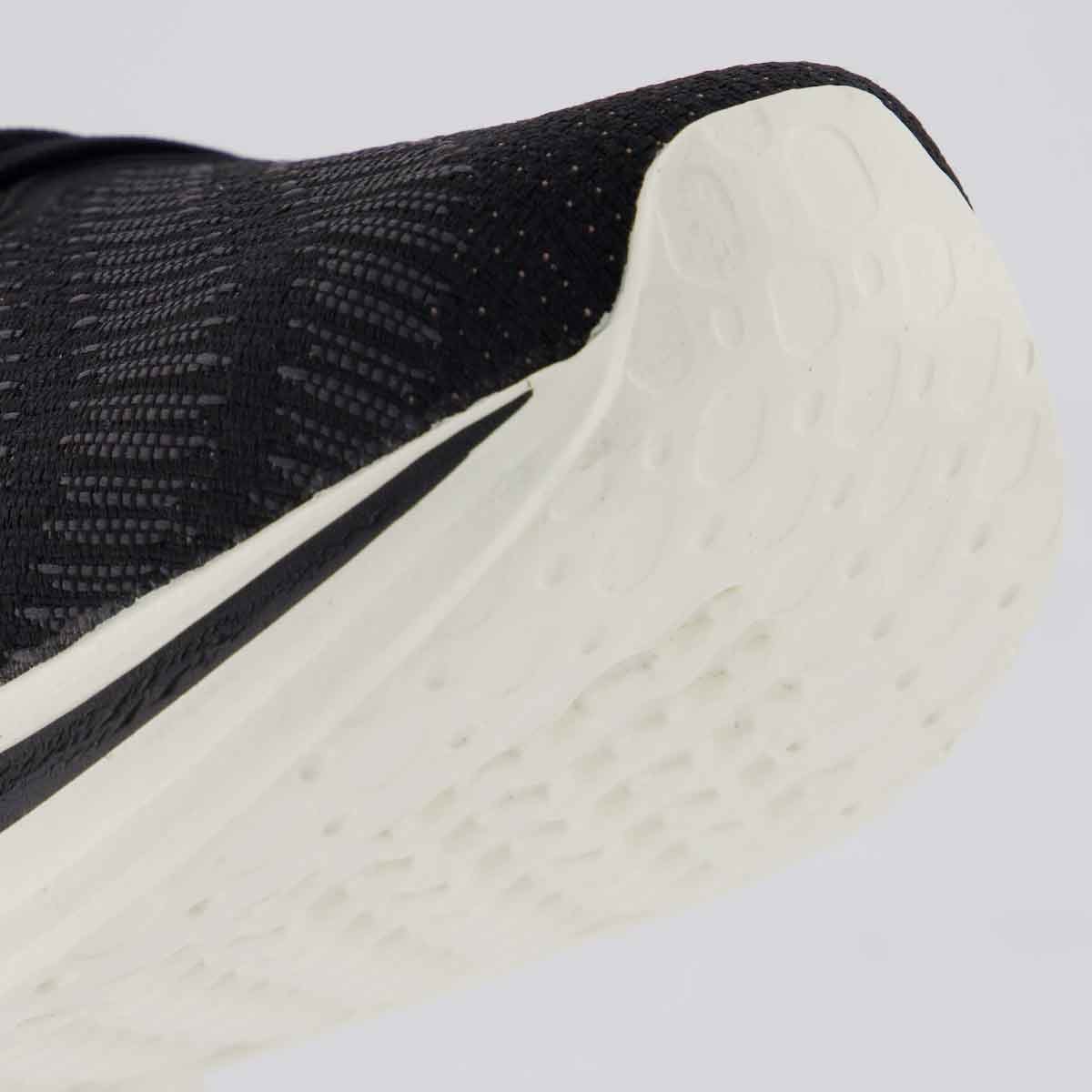 Tênis Olympikus Plaza Feminino Preto e Branco 8