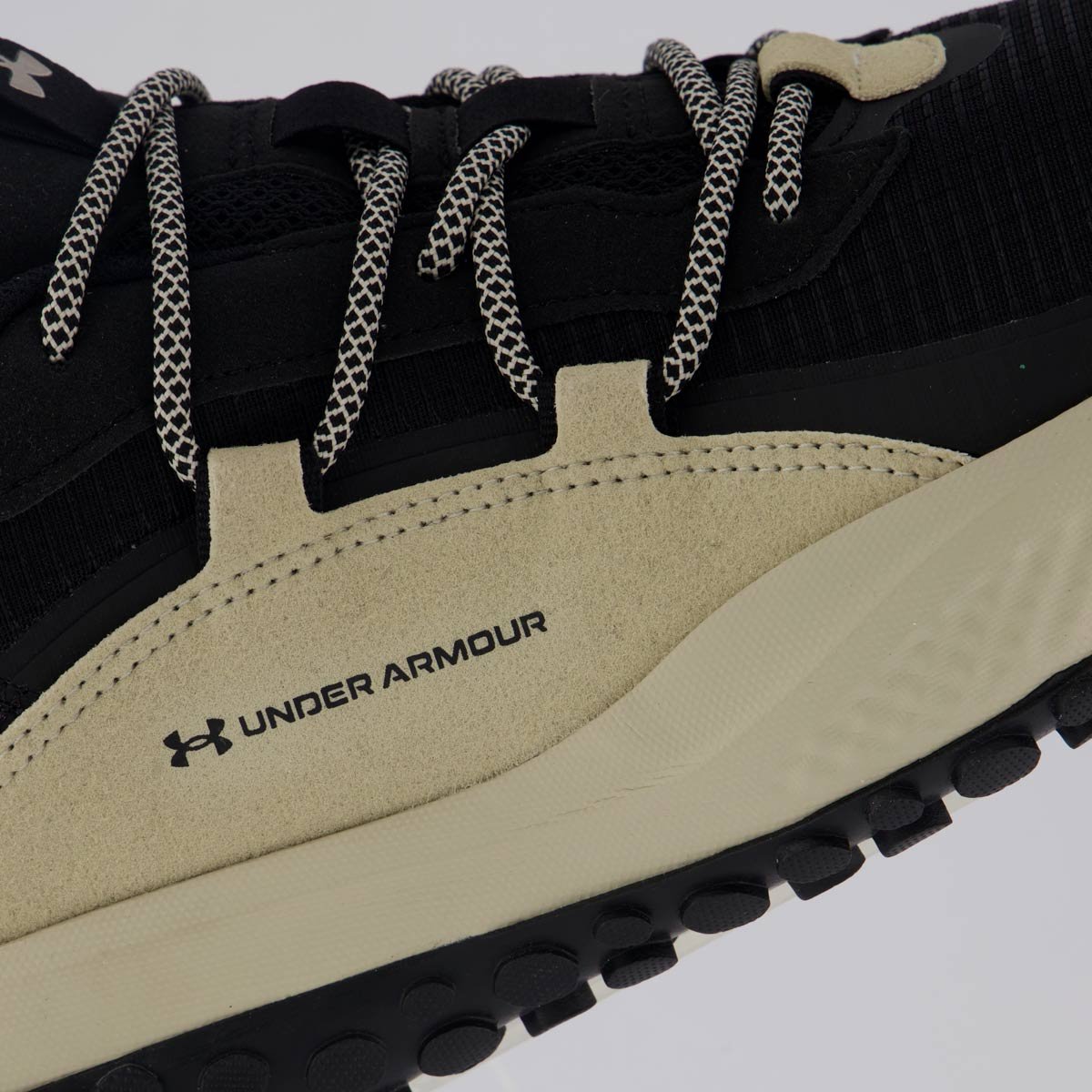 Tênis Under Armour Arise Preto e Bege Preto/Bege 7