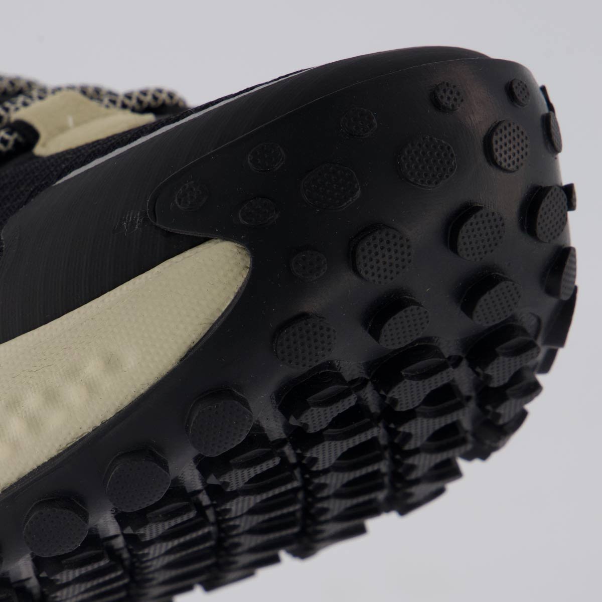 Tênis Under Armour Arise Preto e Bege Preto/Bege 8