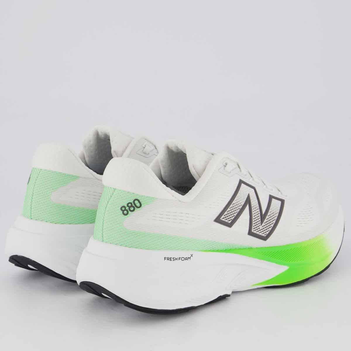 Tênis New Balance Fresh Foam X 880 V15 Branco e Verde Branco/Verde 3