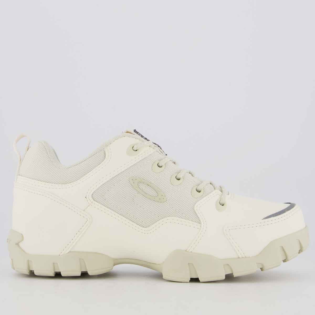 Tênis Oakley Halftrack Low II Branco e Bege