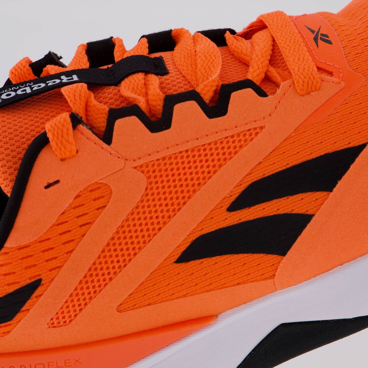Tênis Reebok Nanoflex TR V2 Laranja