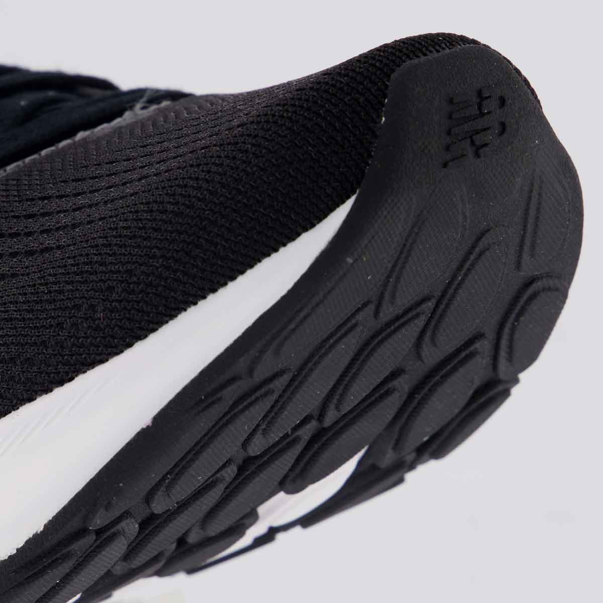 Tênis New Balance 520 V9 Feminino Preto e Bege Preto 8