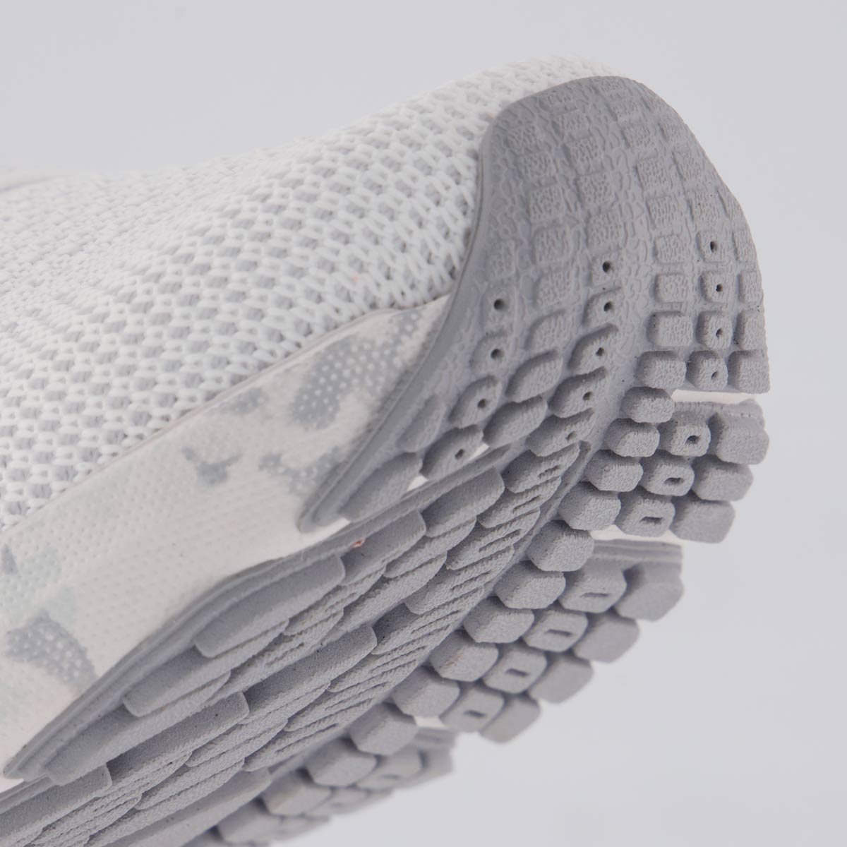 Tênis Under Armour Charged Quicker 2 Branco Branco 8