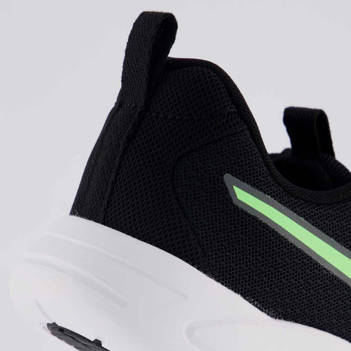 Tênis Puma Resolve Smooth Preto e Verde Preto/Verde 6