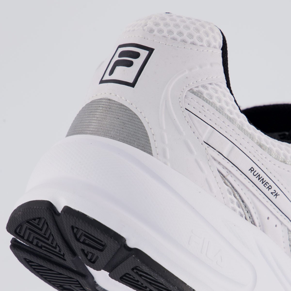 Tênis Fila Runner 2k Branco e Preto Branco/Preto 6