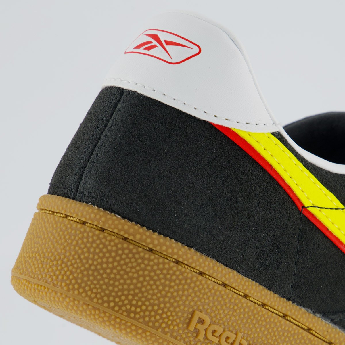 Tênis Reebok Club C Grounds Preto e Amarelo Preto/Amarelo 6