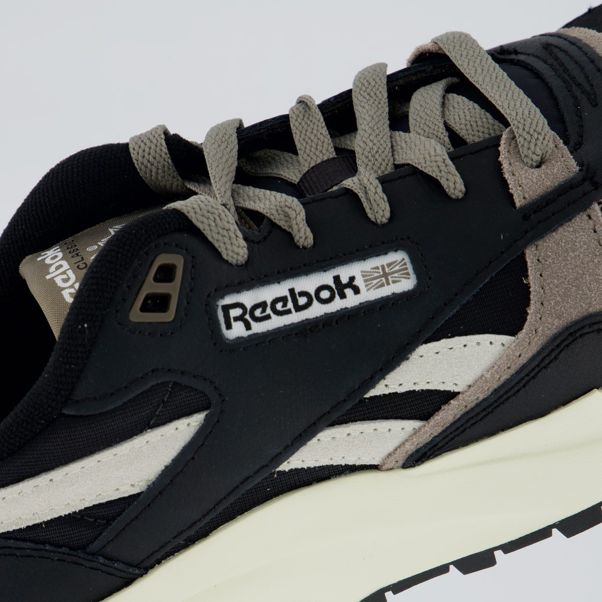 Tênis Reebok Classic 2400 Preto Preto 7