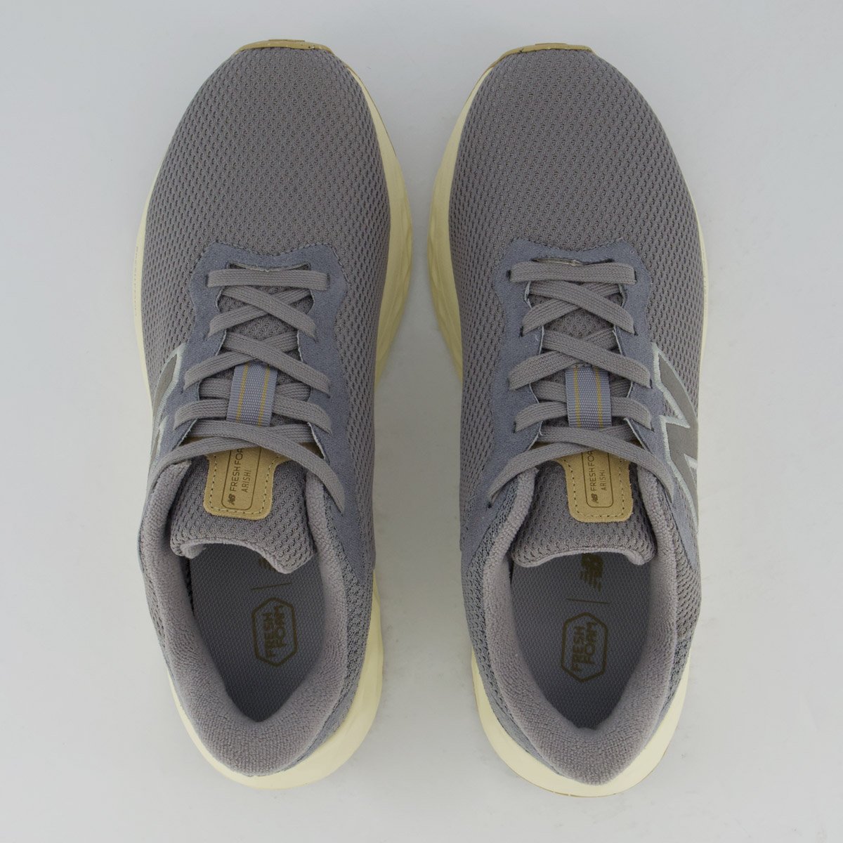 Tênis New Balance Fresh Foam Arishi V4 Cinza Cinza 4