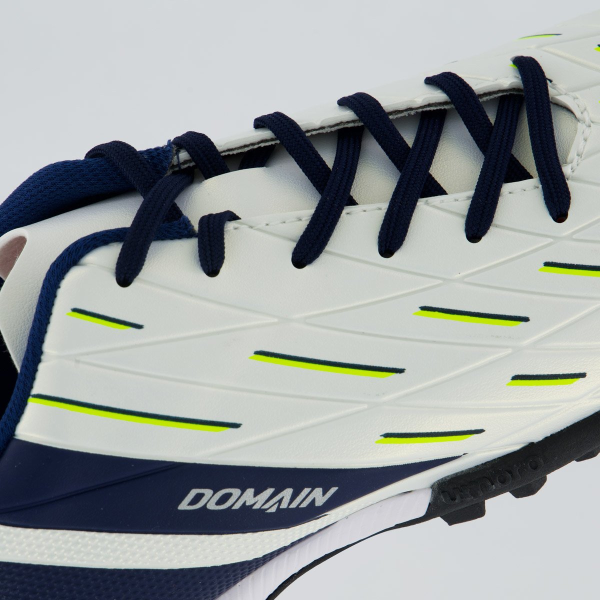 Chuteira Umbro Domain Society Branca Branco 7