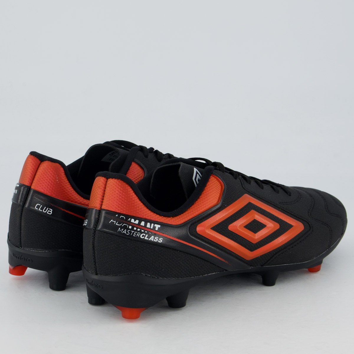 Chuteira Umbro Adamant Master Class Club Campo Preta e Vermelha Preto/Vermelho 3
