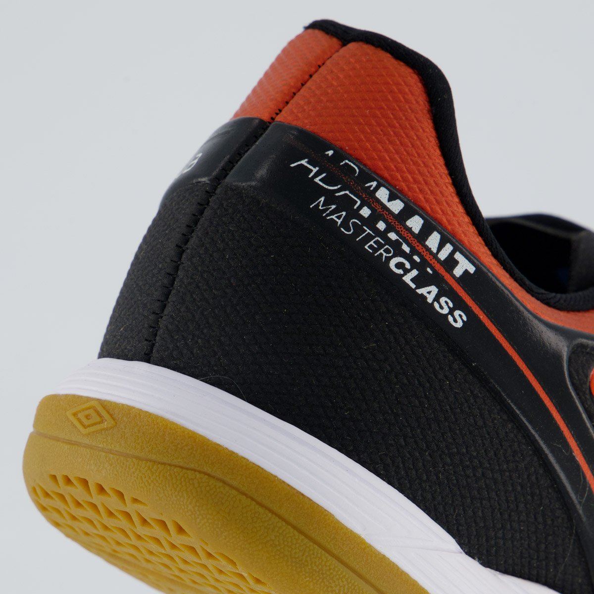 Chuteira Umbro Adamant Master Class Club Futsal Preta e Vermelha Preto/Vermelho 6