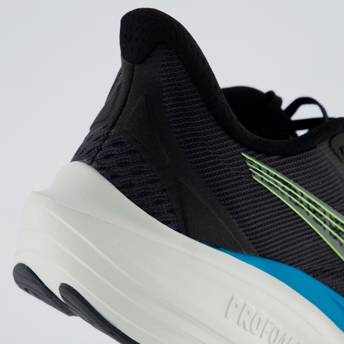 Tênis Puma Darter Pro Preto e Verde Preto/Verde 6