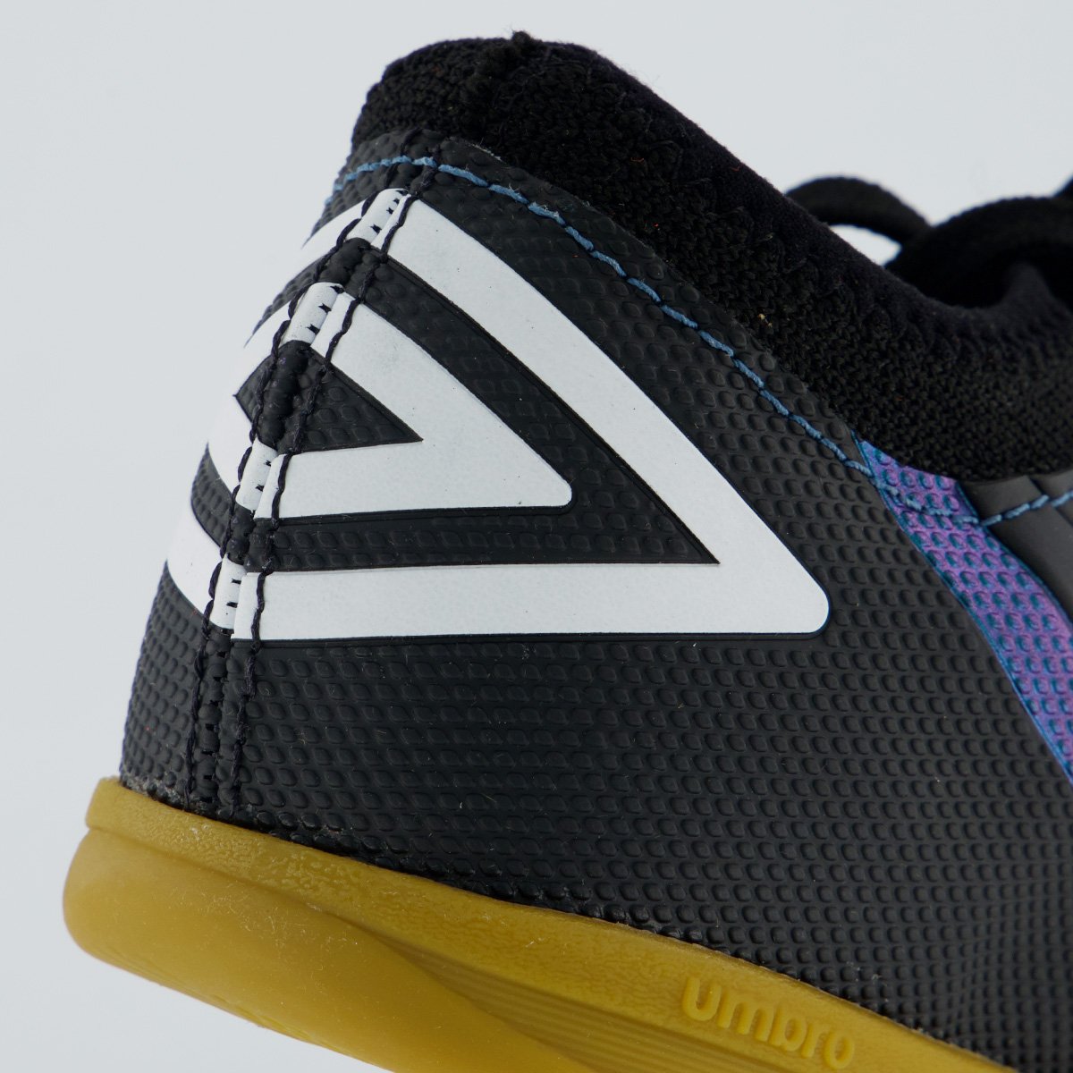 Chuteira Umbro Domain Futsal Juvenil Azul e Preta Azul 6