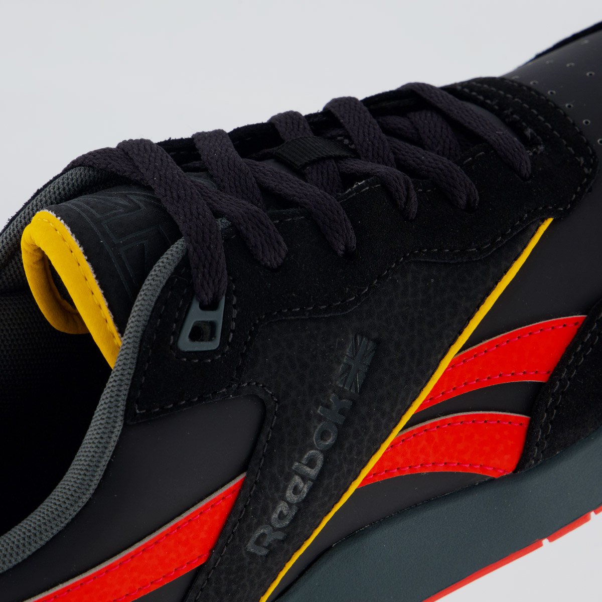 Tênis Reebok BB4000 II Preto e Vermelho Preto/Vermelho 7