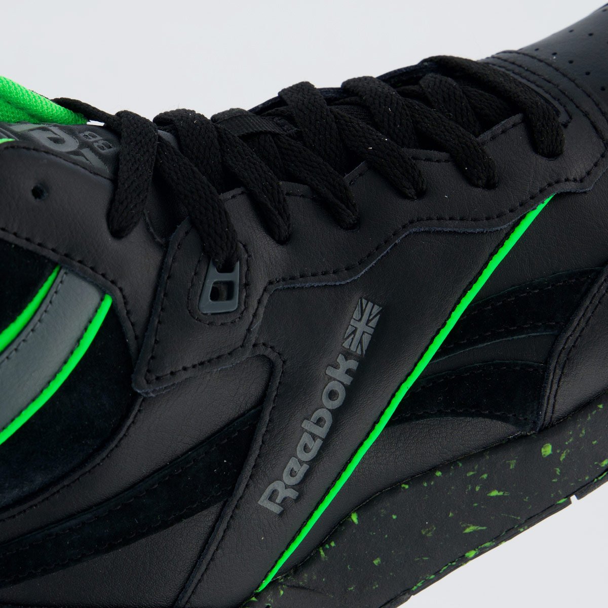 Tênis Reebok BB 4000 II Preto e Verde Preto 7