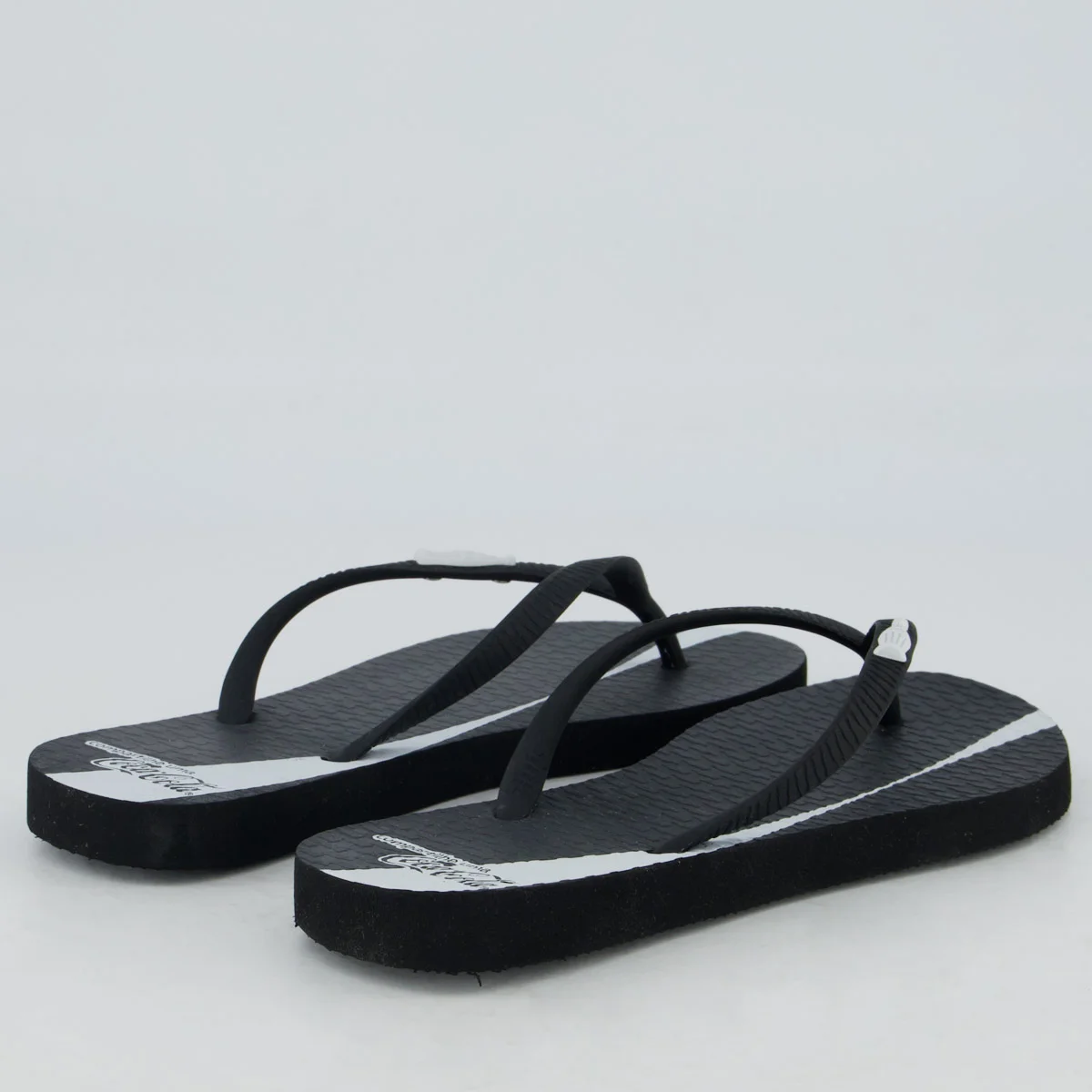 Chinelo Coca Cola Share A Coke Feminino Preto Preto 3