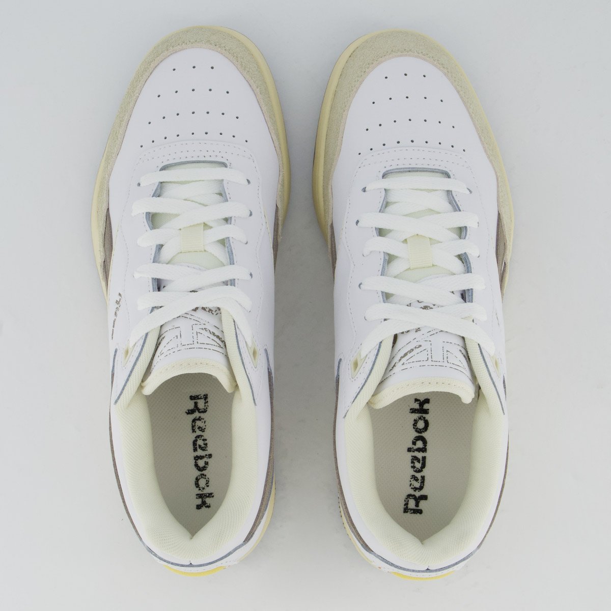 Tênis Reebok BB 4000 II Branco e Bege Branco/Bege 4