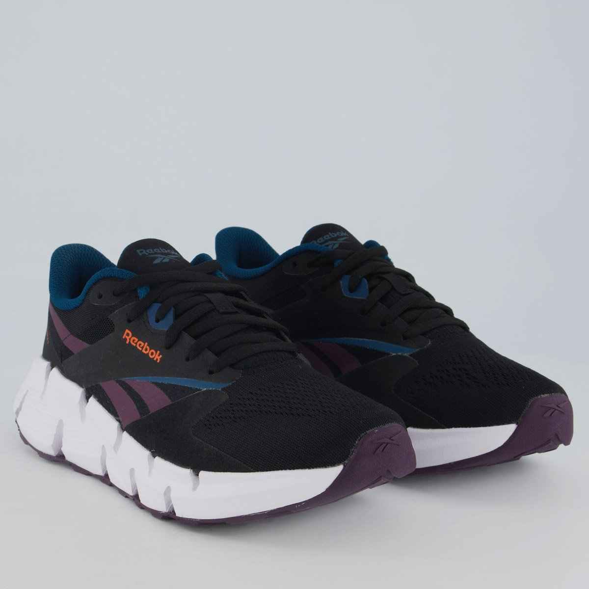 Tênis Reebok Zig Dynamica 5 Feminino Preto e Branco Preto 2
