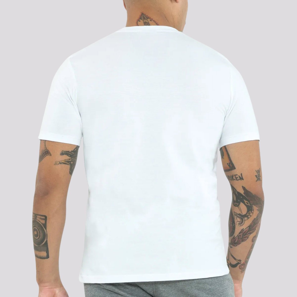 Camiseta Umbro Essential Branca Branco 4