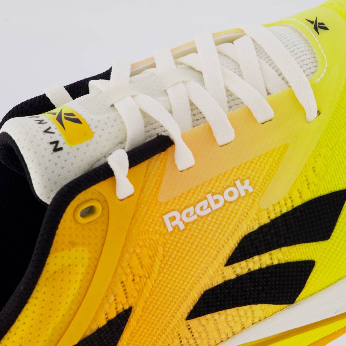 Tênis Reebok Nano X5 Amarelo e Laranja Amarelo 7