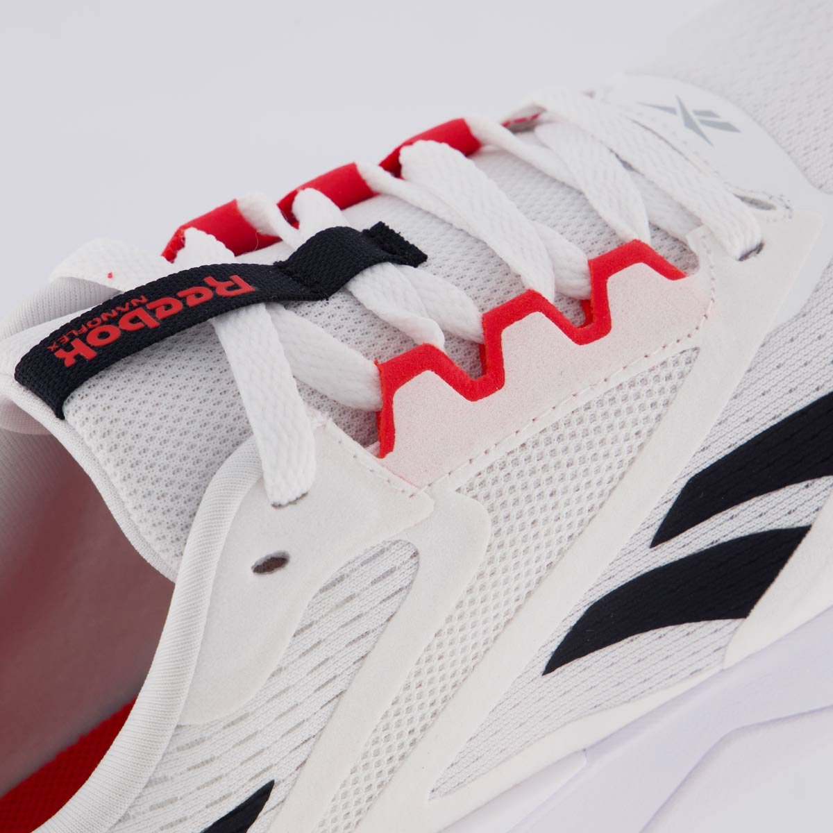 Tênis Reebok Nanoflex TR V2 Branco e Vermelho Branco 7