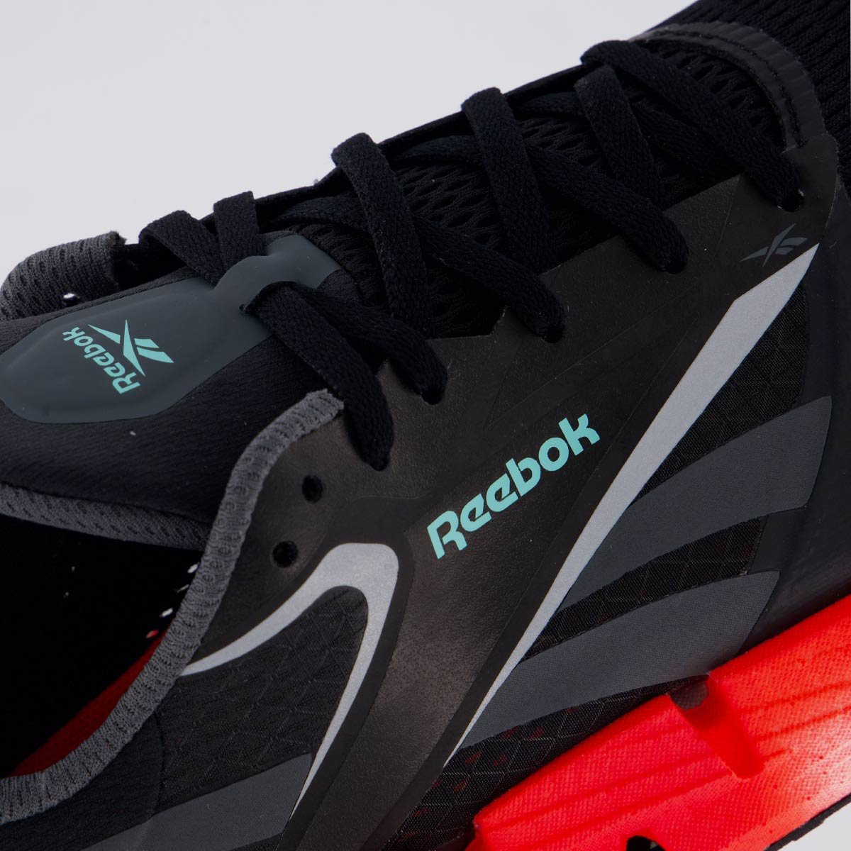 Tênis Reebok Floatzig 1 Preto e Vermelho Preto 7
