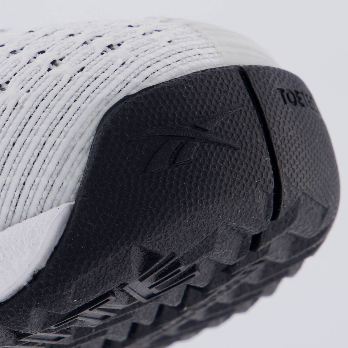 Tênis Reebok Nano Court U Branco e Preto Branco/Preto 8