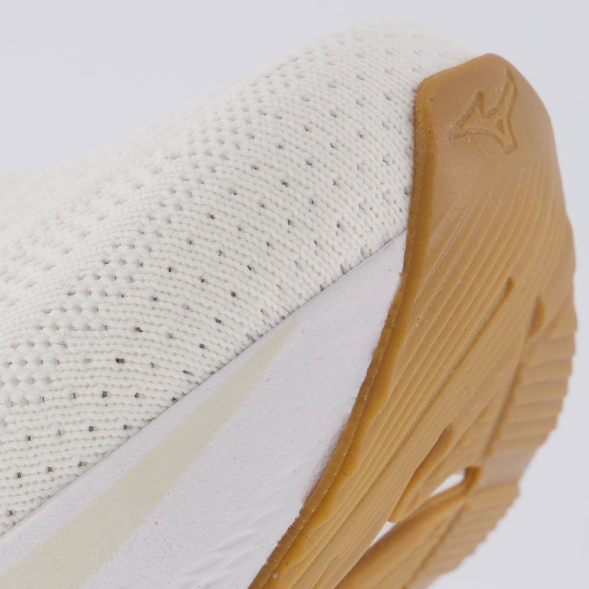 Tênis Mizuno Base Prime Bege Bege 8