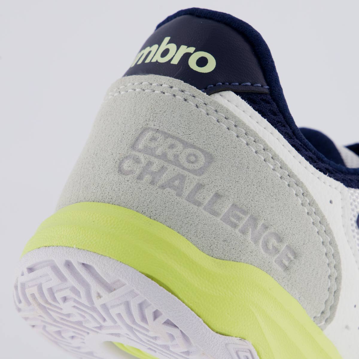 Chuteira Umbro Pro Challenge Uptake Futsal Branca e Roxa Branca/Roxo 6