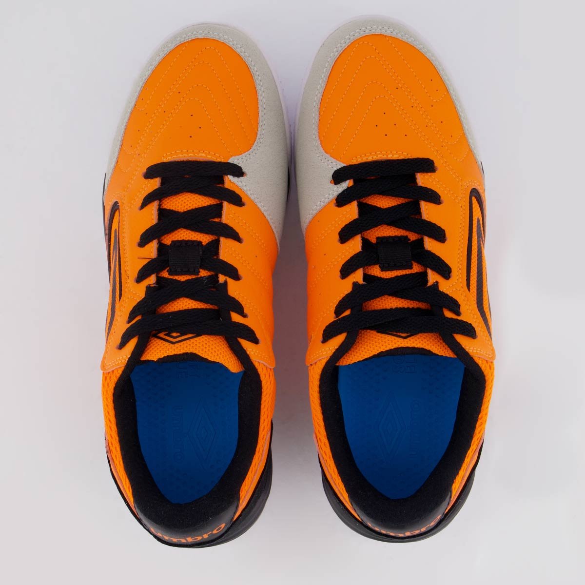 Chuteira Umbro Pro Challenge Uptake Laranja e Preta Laranja 4