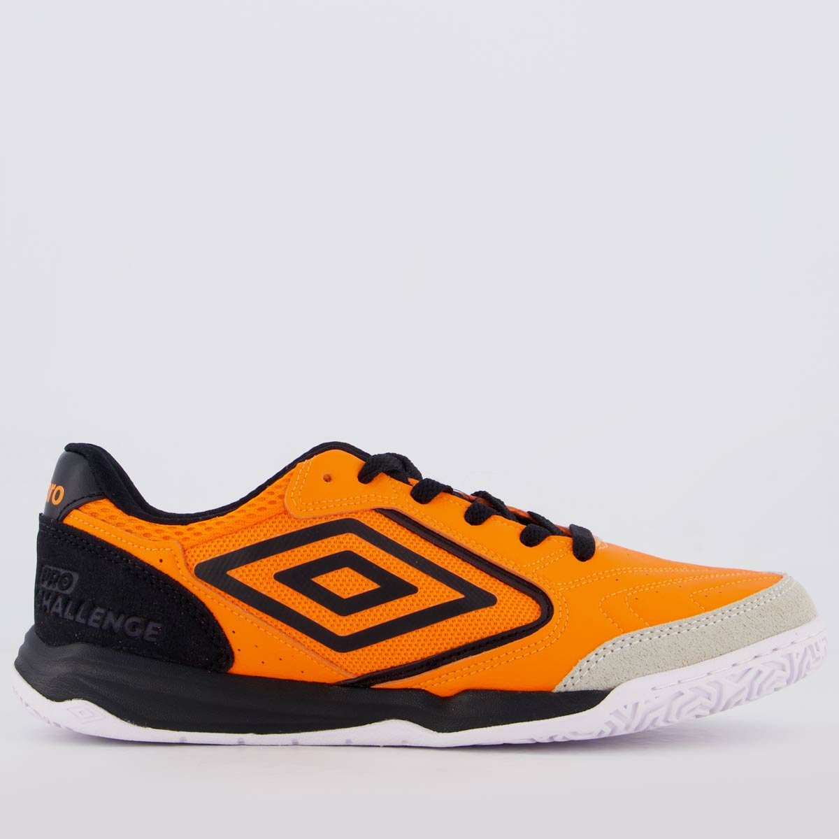 Chuteira Umbro Pro Challenge Uptake Futsal Laranja e Preta