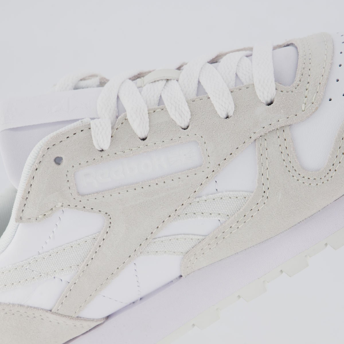 Tênis Reebok Classic Leather Feminino Branco e Cinza Branco 7