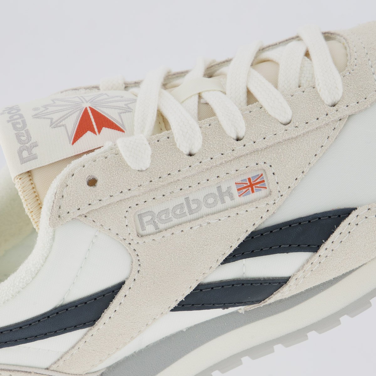 Tênis Reebok Classic AZ Feminino Cinza e Preto Branco/Cinza 7