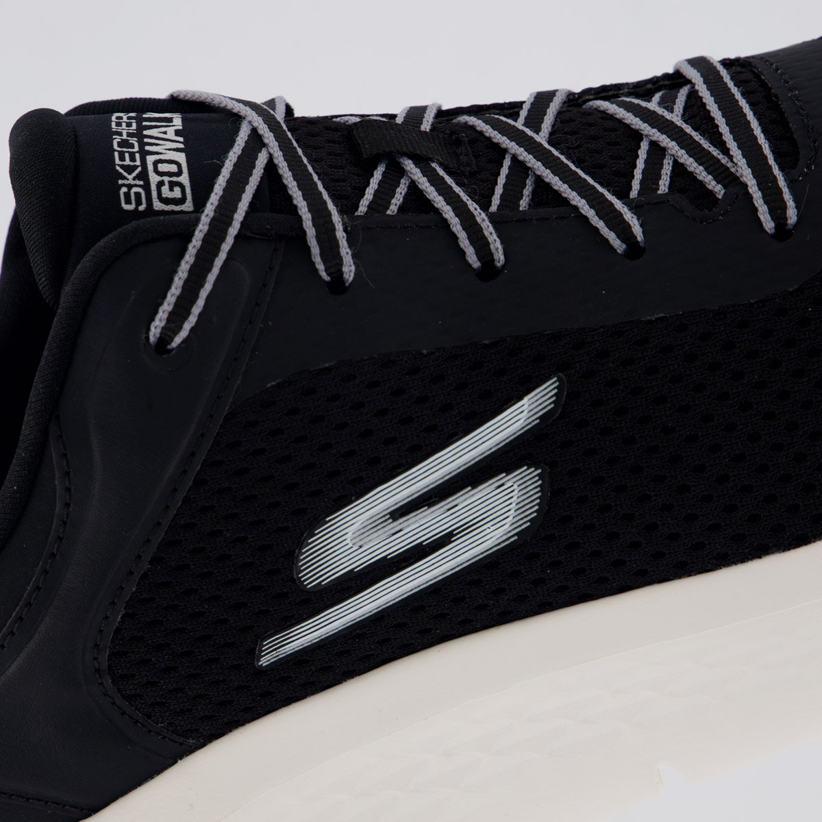 Tênis Skechers Go Walk Flex Preto e Branco Preto/Branco 7