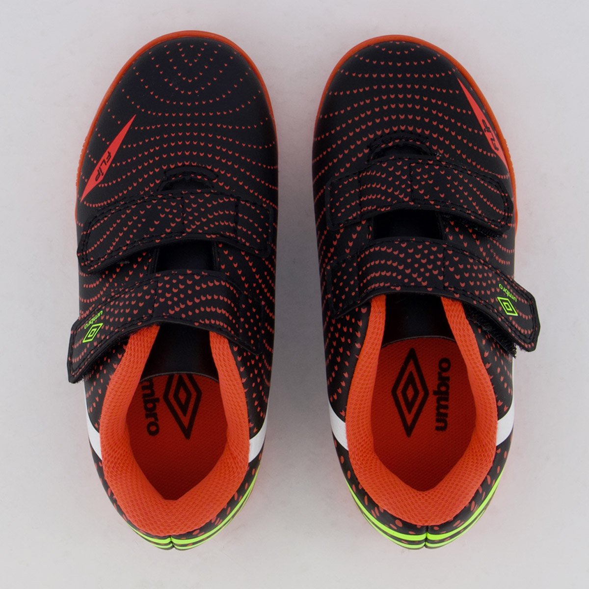 Chuteira Umbro Flip Futsal Kids Preta e Laranja Preto/Laranja 4