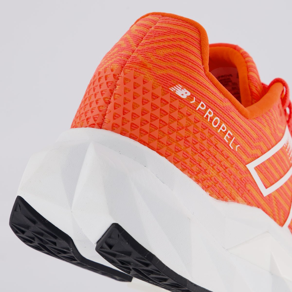 Tênis New Balance Fuelcell Propel V5 Feminino Coral Coral 6