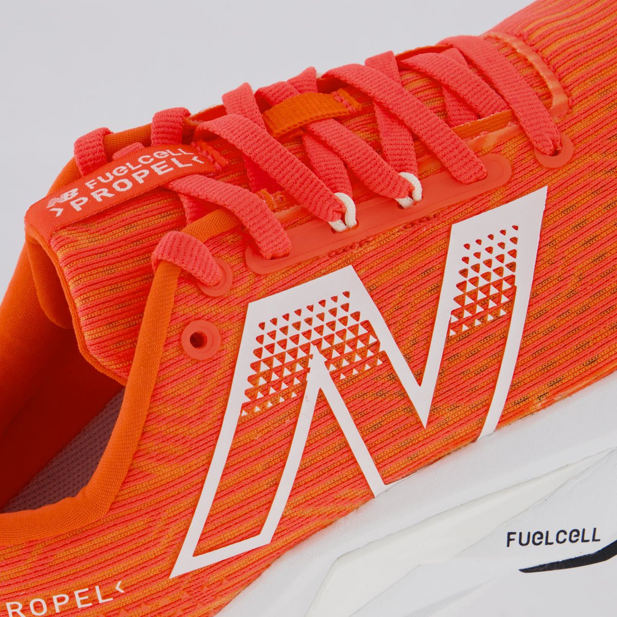 Tênis New Balance Fuelcell Propel V5 Feminino Coral Coral 7