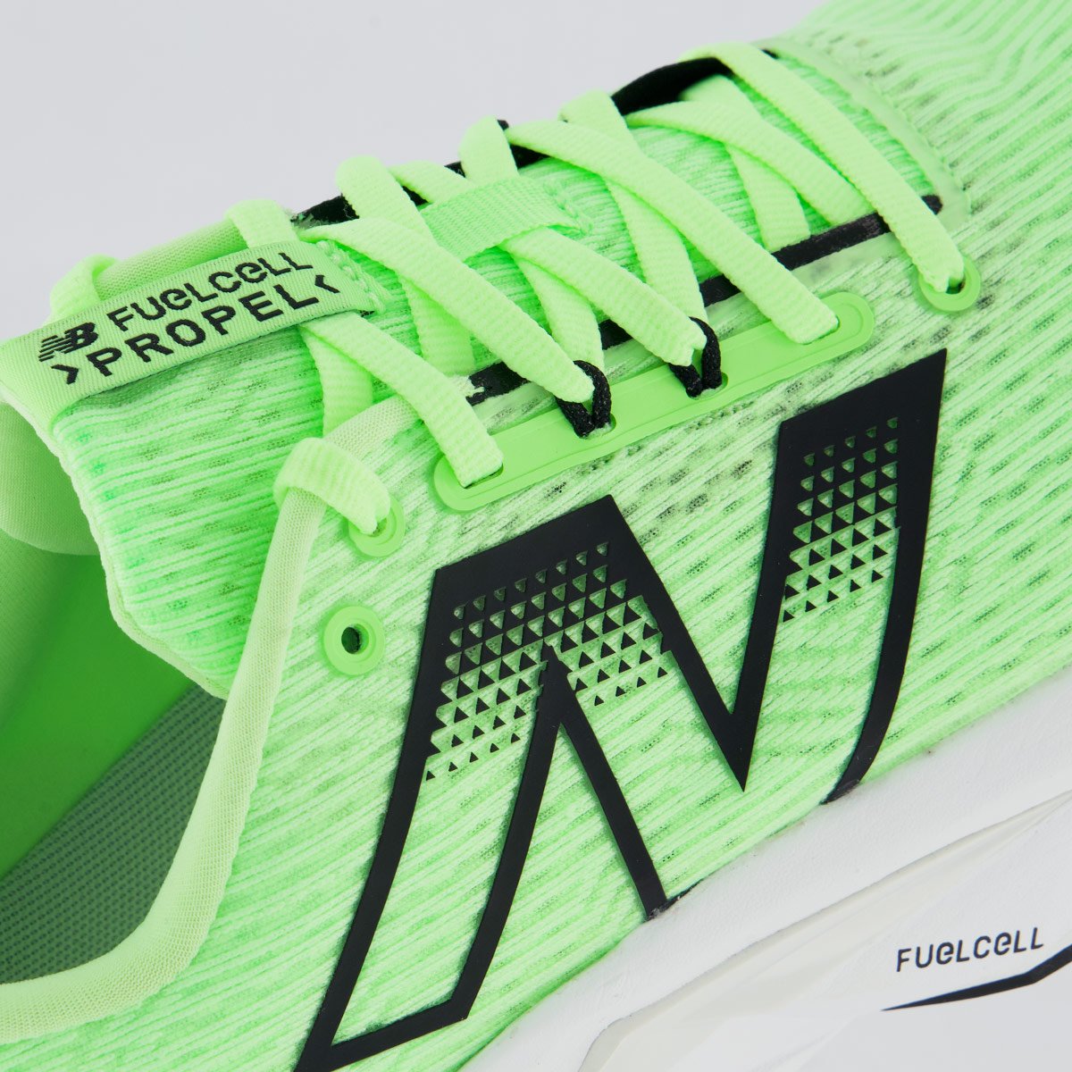 Tênis New Balance Fuelcell Propel V5 Verde Verde 7