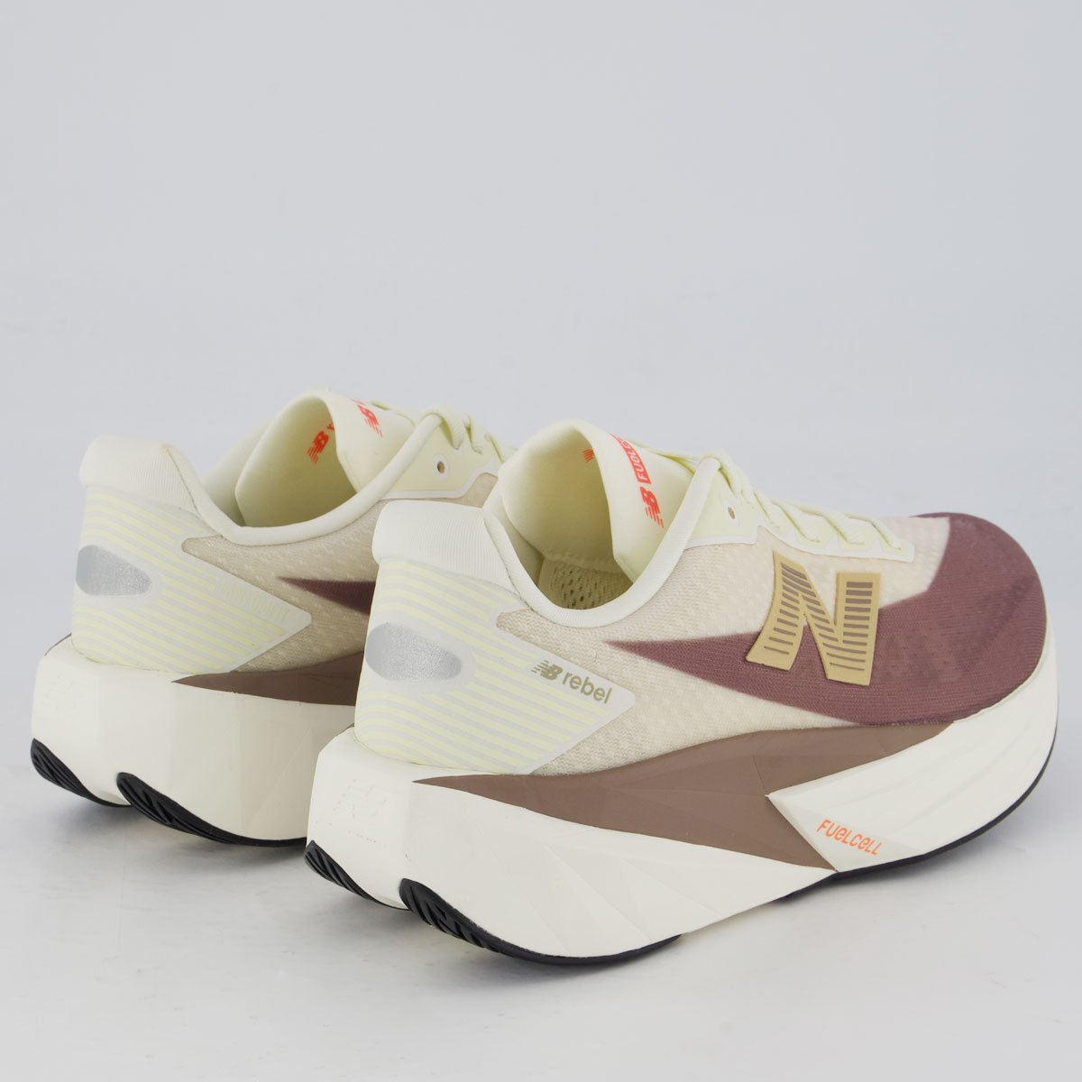 Tênis New Balance Fuelcell Rebel V5 Off White e Marrom Off White/Marrom 3