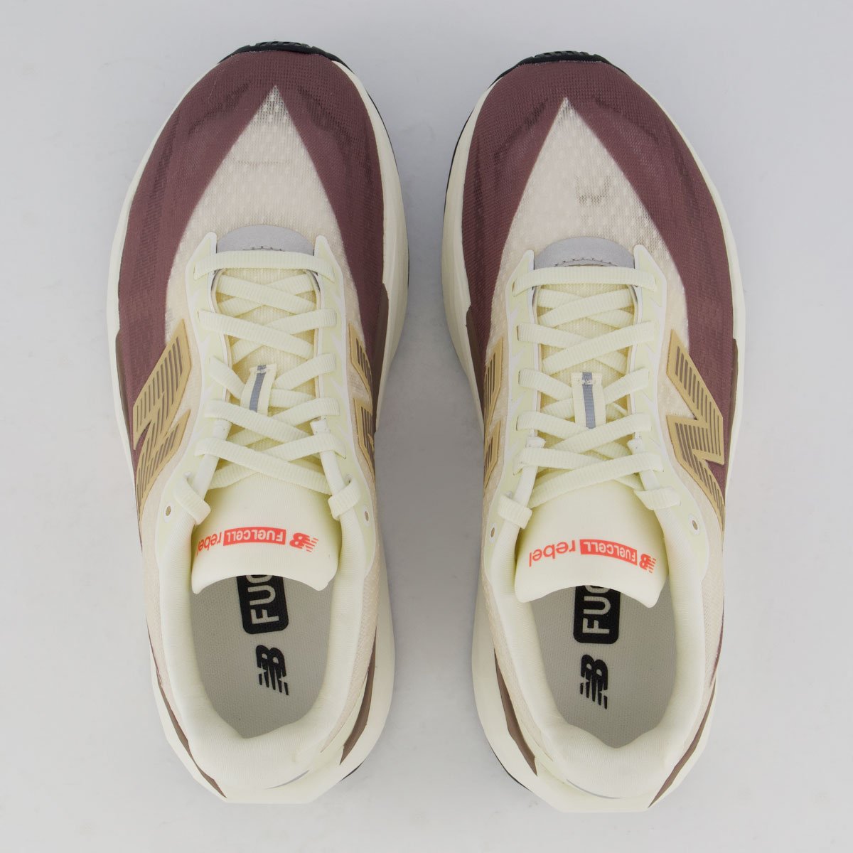 Tênis New Balance Fuelcell Rebel V5 Off White e Marrom Off White/Marrom 4
