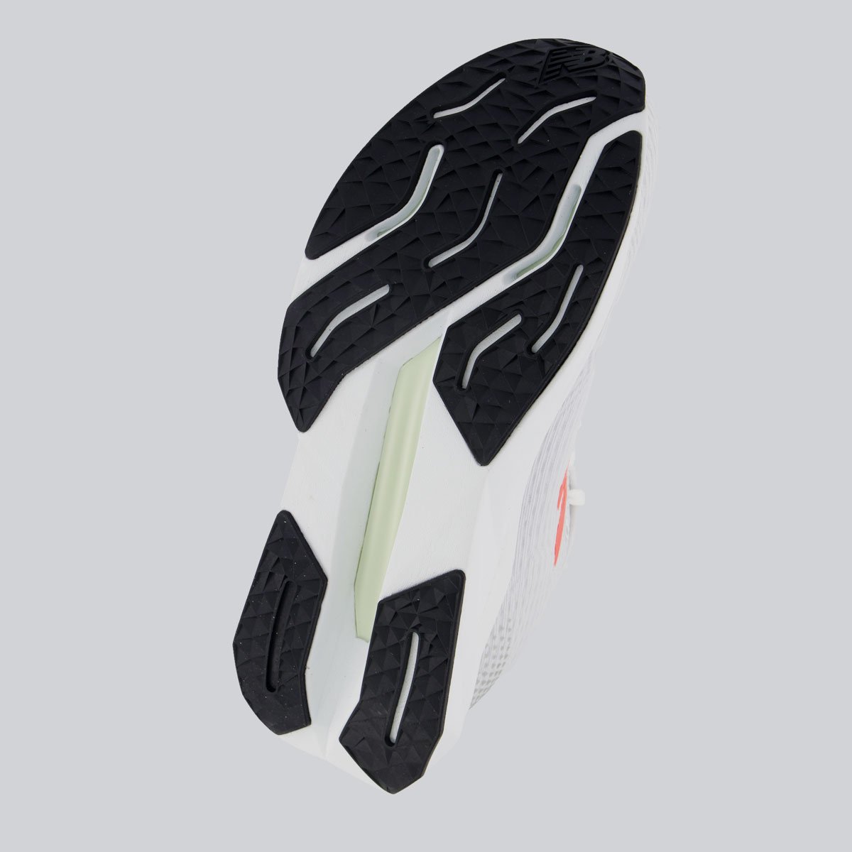 Tênis New Balance Fuelcell Propel V5 Feminino Branco e Coral Branco/Coral 5